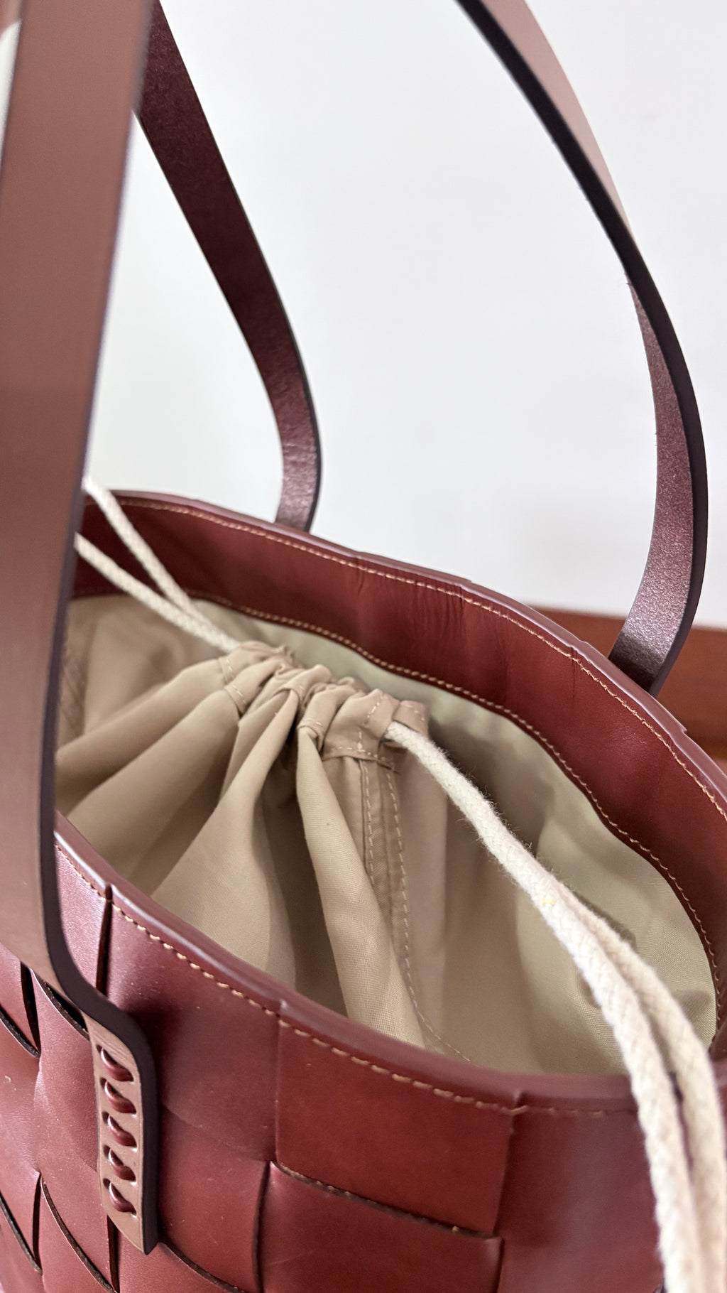 The Woven Carryall